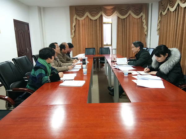 37000cm威尼斯党委领导班子民主生活会 1.jpg